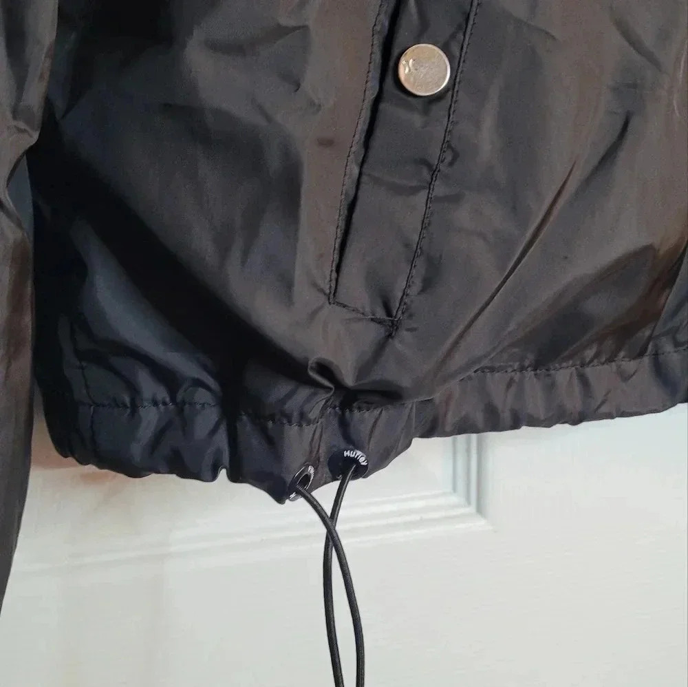 HURLEY Urban Windbreaker Hoodie, Women's Jacket.  Size Medium - Picture 5 of 13